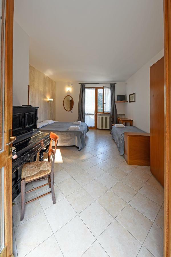 Locanda Dell'Era Dorio Exterior photo